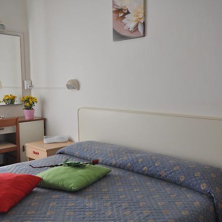Hotel Roxy Floridiana Rimini Eksteriør billede