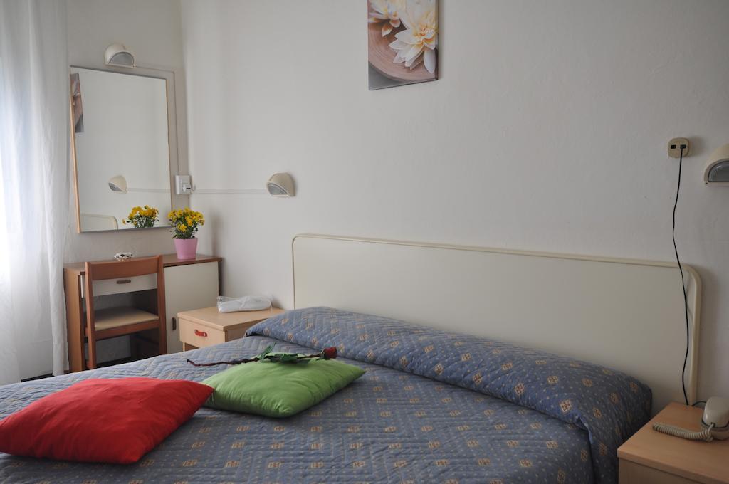 Hotel Roxy Floridiana Rimini Eksteriør billede